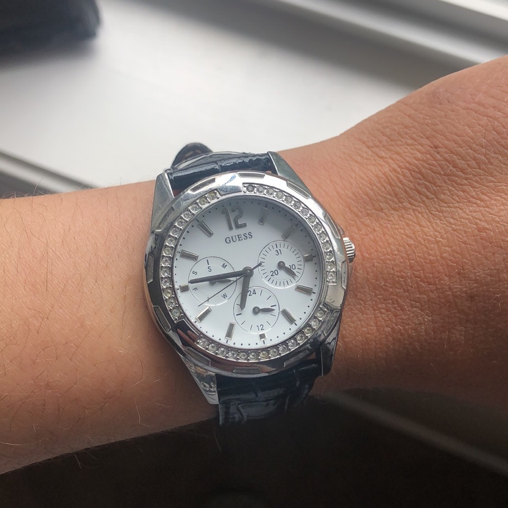 Guess watch - Picture 2 of 11
